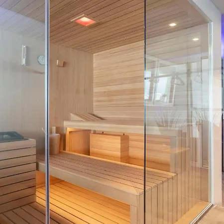 Valarin Napoli, Luxury & Wellness, Apartman Vercana